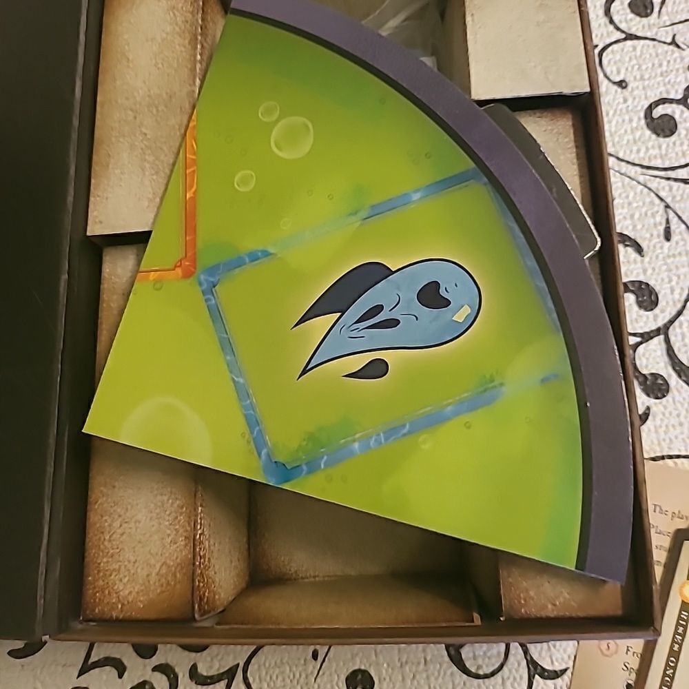 Disney Hocus Pocus Game - Picture 4 of 11